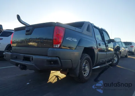 2004 Chevrolet Avalanche 2500 из США, поврежденный, VIN 3GNGK22G64G309401